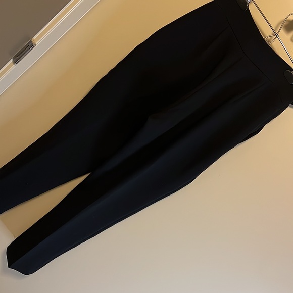 Wilfred - high waist dress pant. Size 4. Black. - Picture 6 of 6